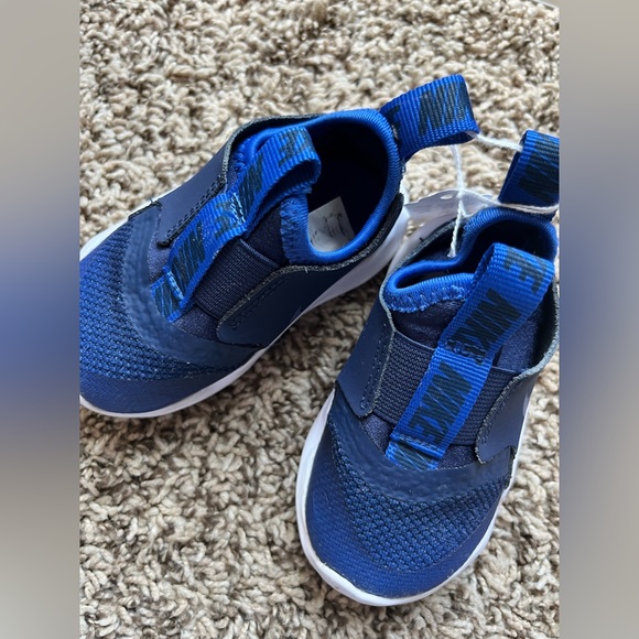 Blue Nike Flex Runner Sneaker - Picture 3 of 4